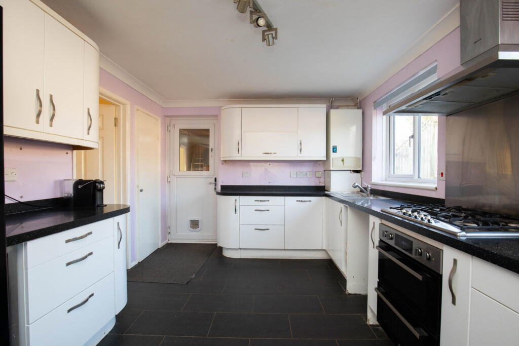 House in Southampton - View 5
