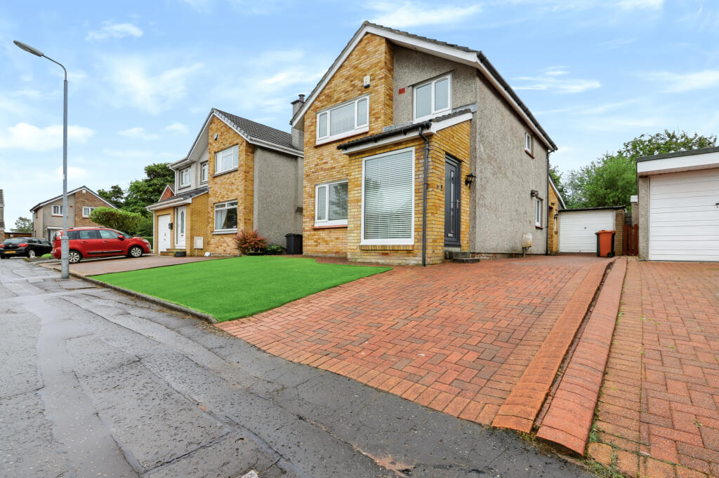 Main image of property: 11 Moorfoot, Bishopbriggs, Glasgow, G64