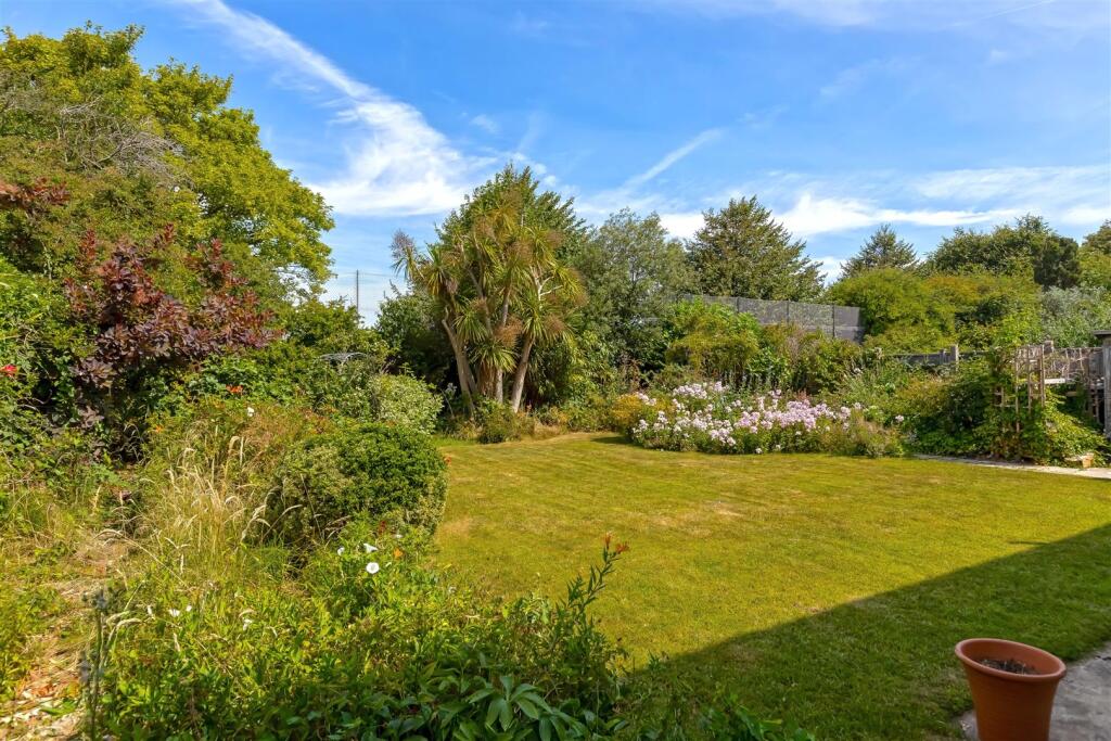 House in Worthing, West Sussex - View 5