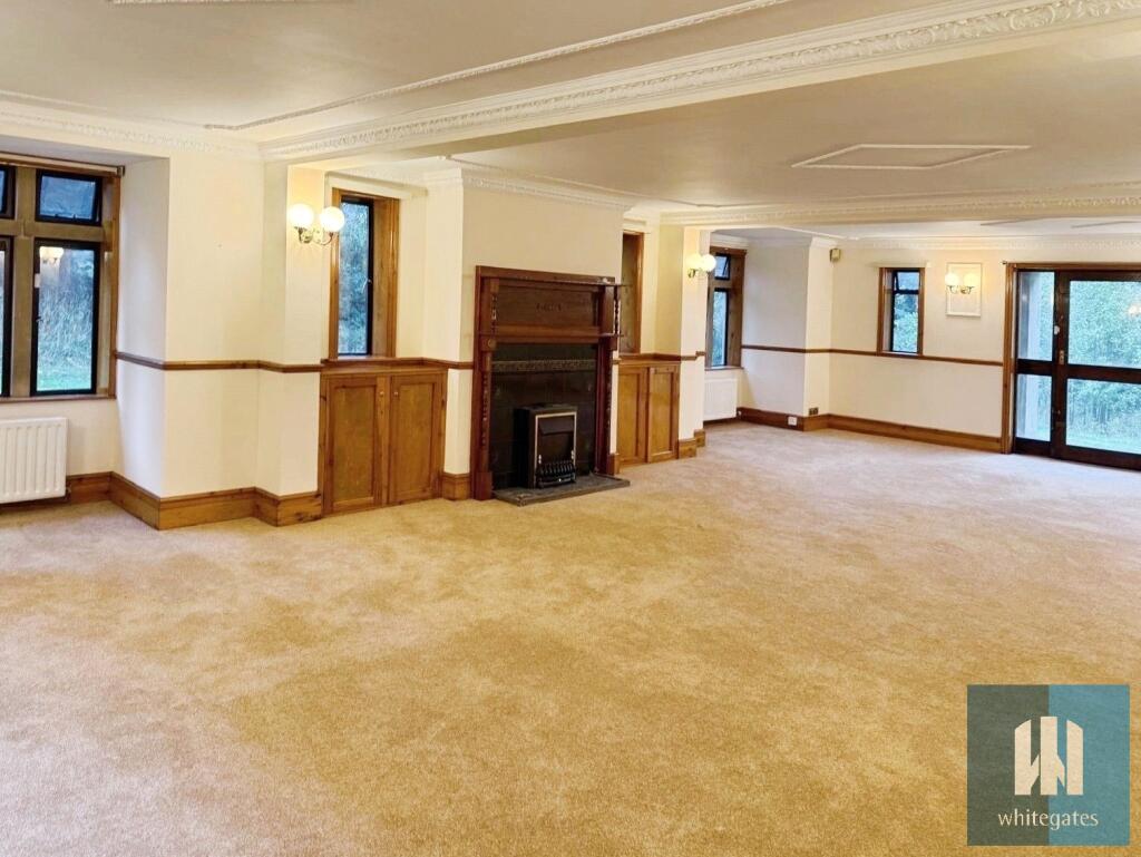 House in Huddersfield - View 3