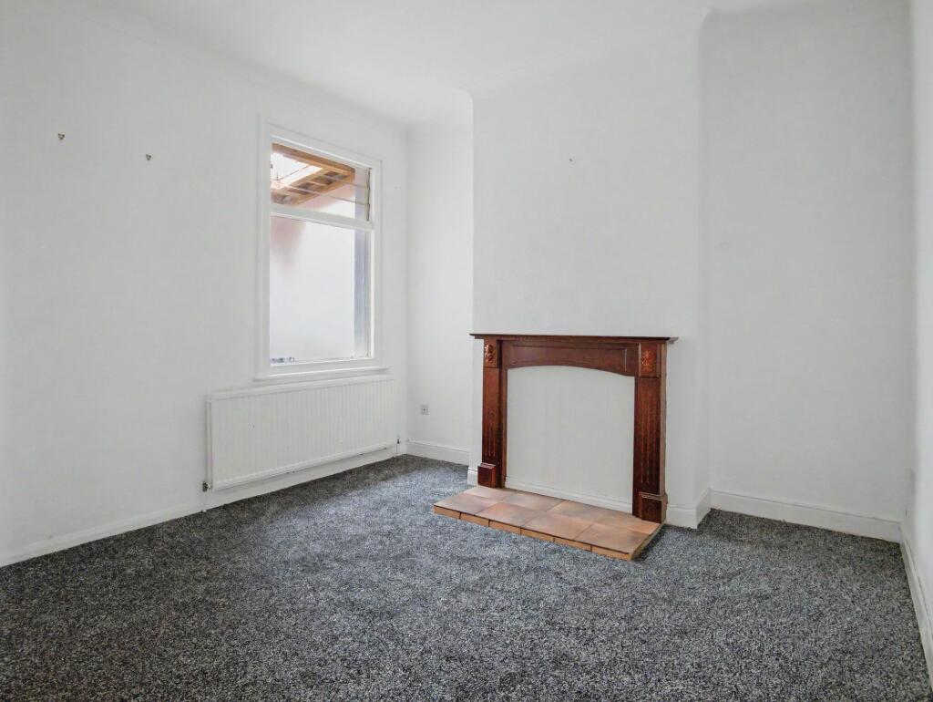House in Southend-on-Sea, Essex - View 3