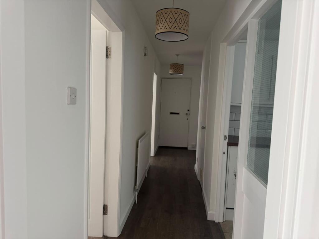 Apartment in Southampton - View 5