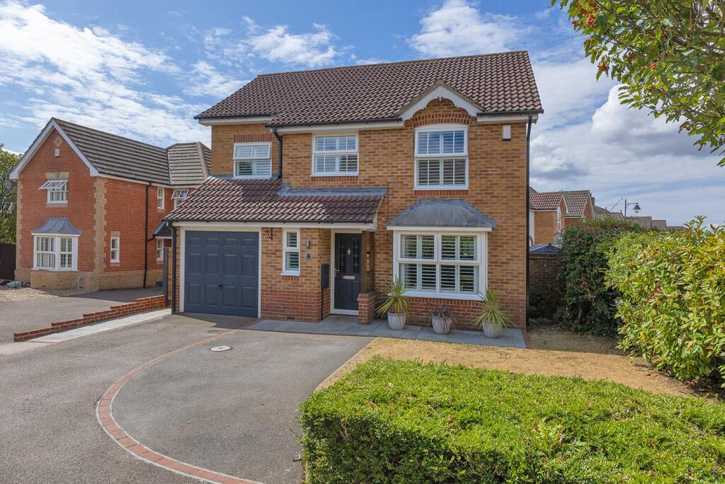 Main image of property: Saxon Close, Kings Hill, ME19 4SA