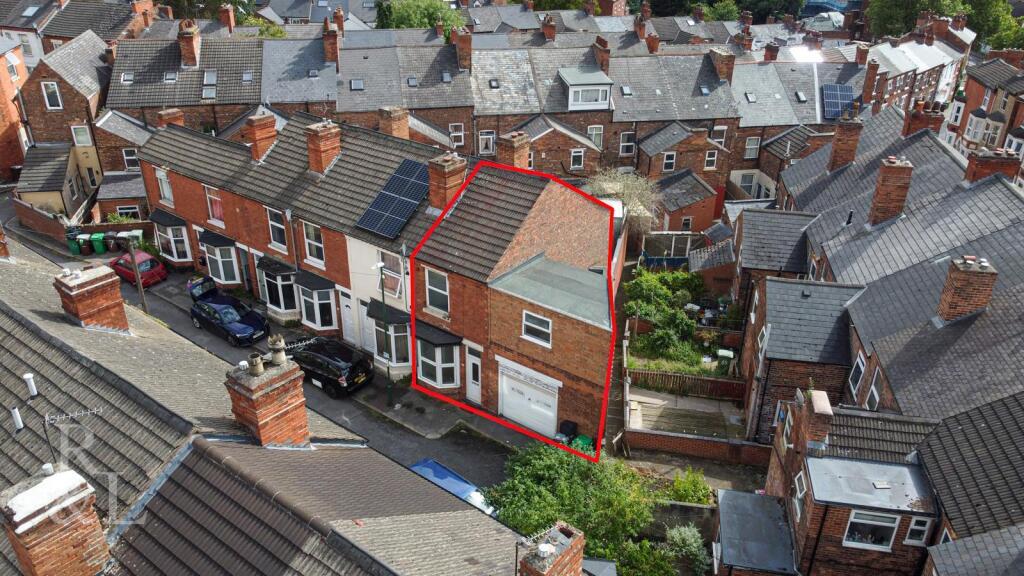 House in Nottingham, Nottinghamshire - View 2