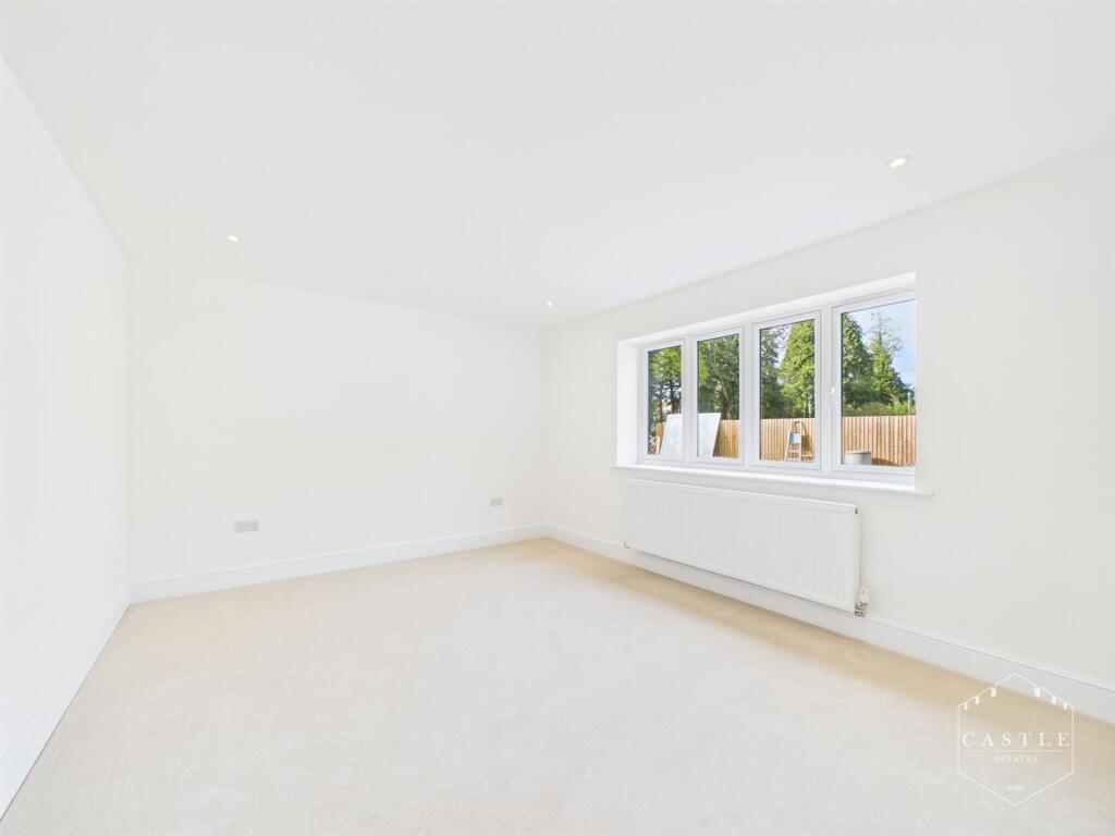 House in Hinckley and Bosworth, Barwell - View 5