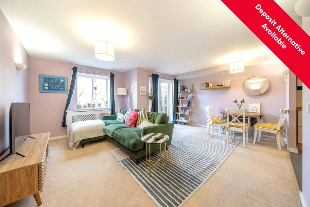 Main image of property: Green Lane, London, SW16