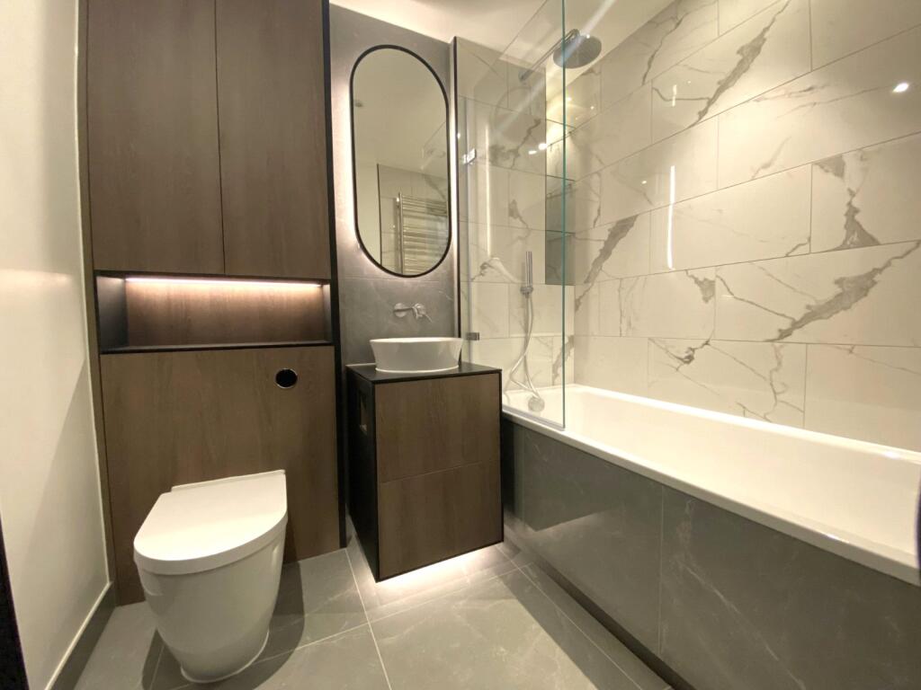 Apartment in Twickenham - View 4