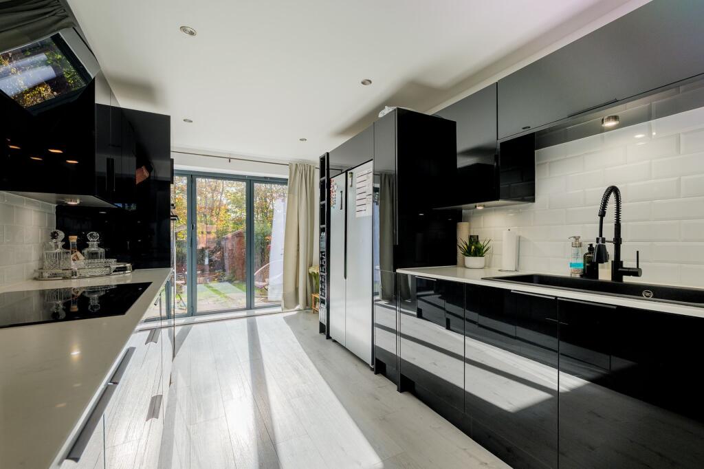 House in North Tyneside, Holystone - View 4