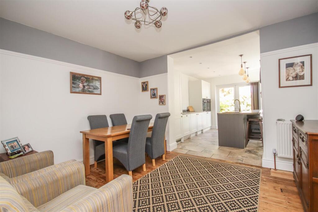 NN10, St. Peters Avenue, Rushden - View 4