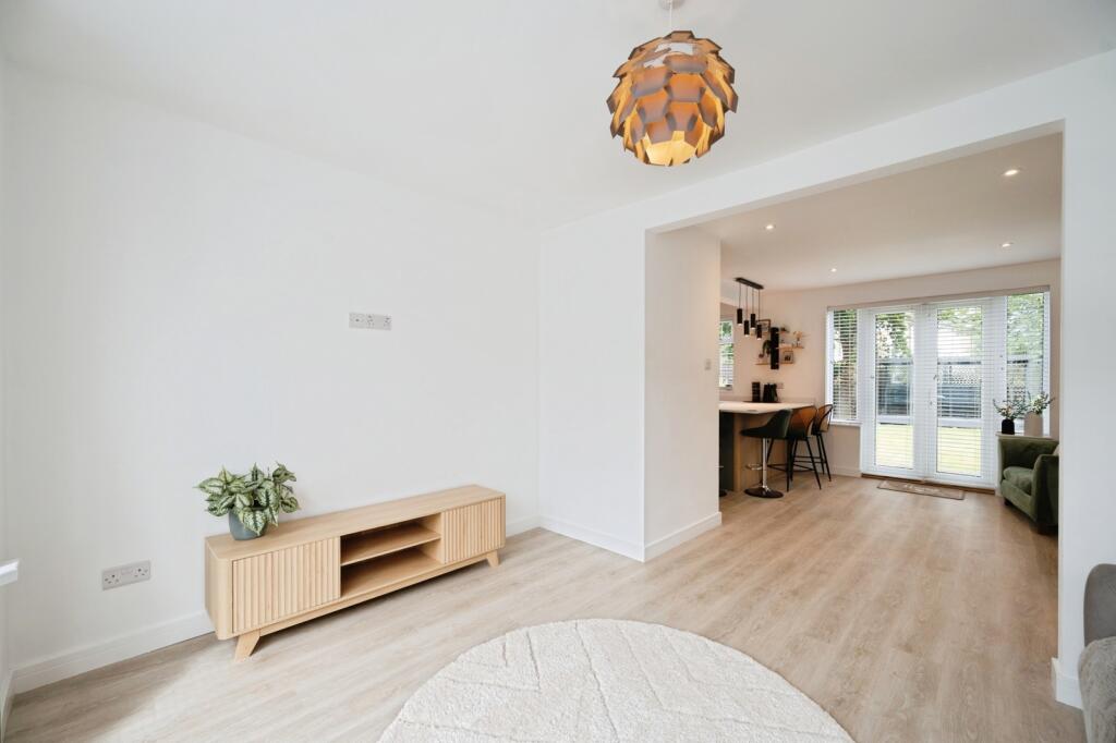 House in Havant, Hampshire - More