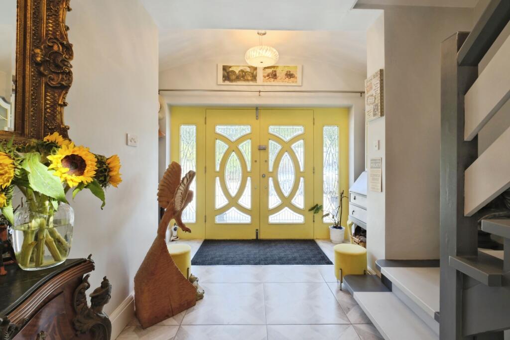 House in Southampton - View 3