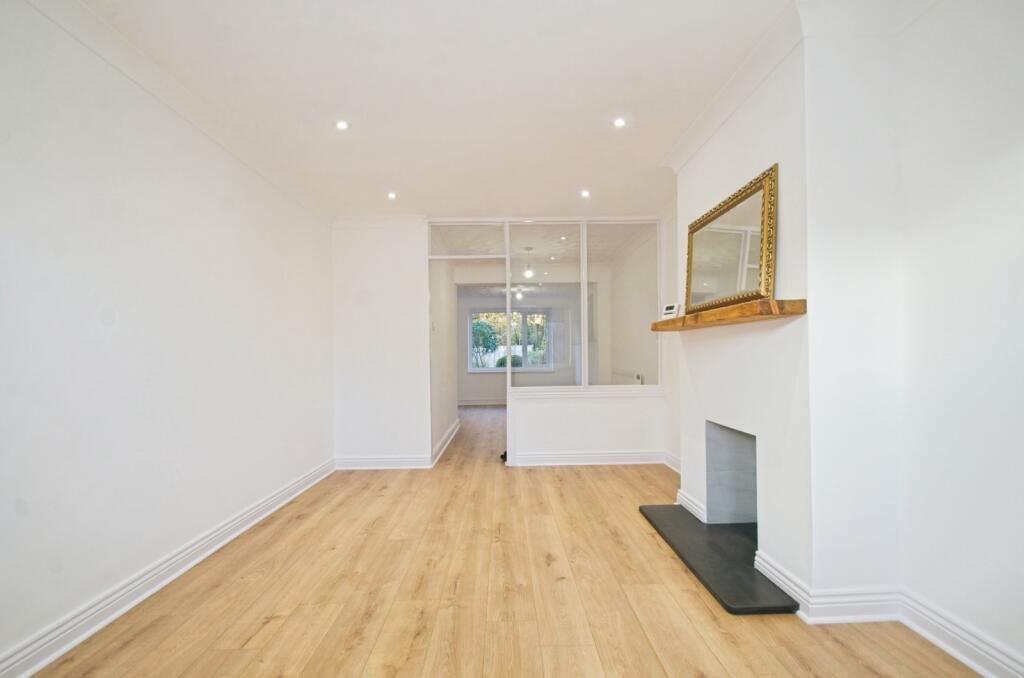 Grafton Close, Penylan, Cardiff, CF23 photo 3