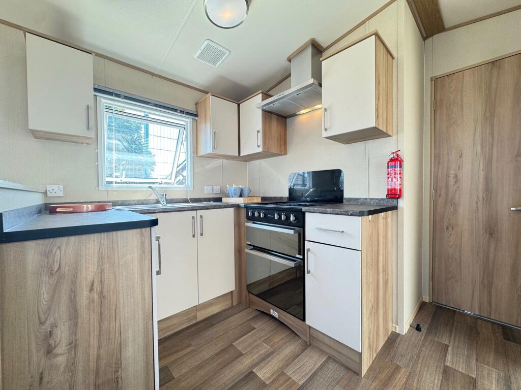 2016 ABI Oakley, Pevensey Bay Holiday Park, Pevensey Bay, Eastbourne, East Sussex, BN24 6DH - View 4
