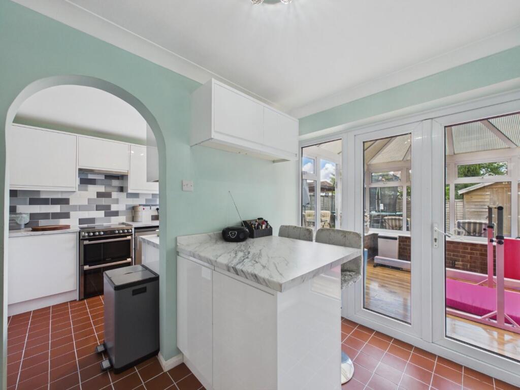 House in Ashford, Willesborough Lees - View 4