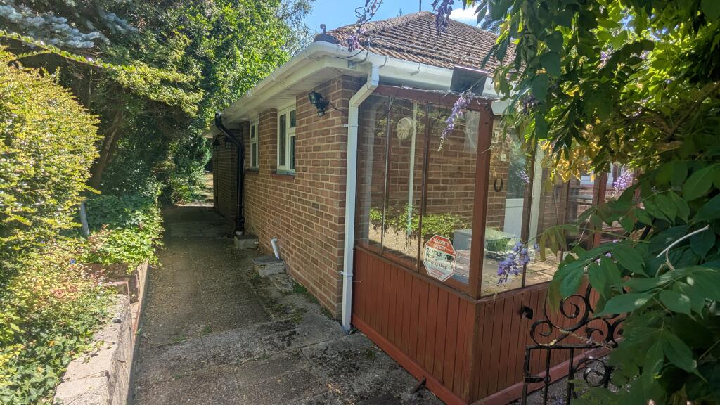 Main image of property: Western Road, Chandler's Ford, Hampshire