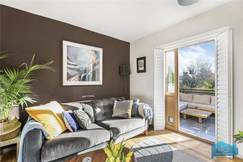 Fairfield Road, Crouch End, London, N8 photo 3