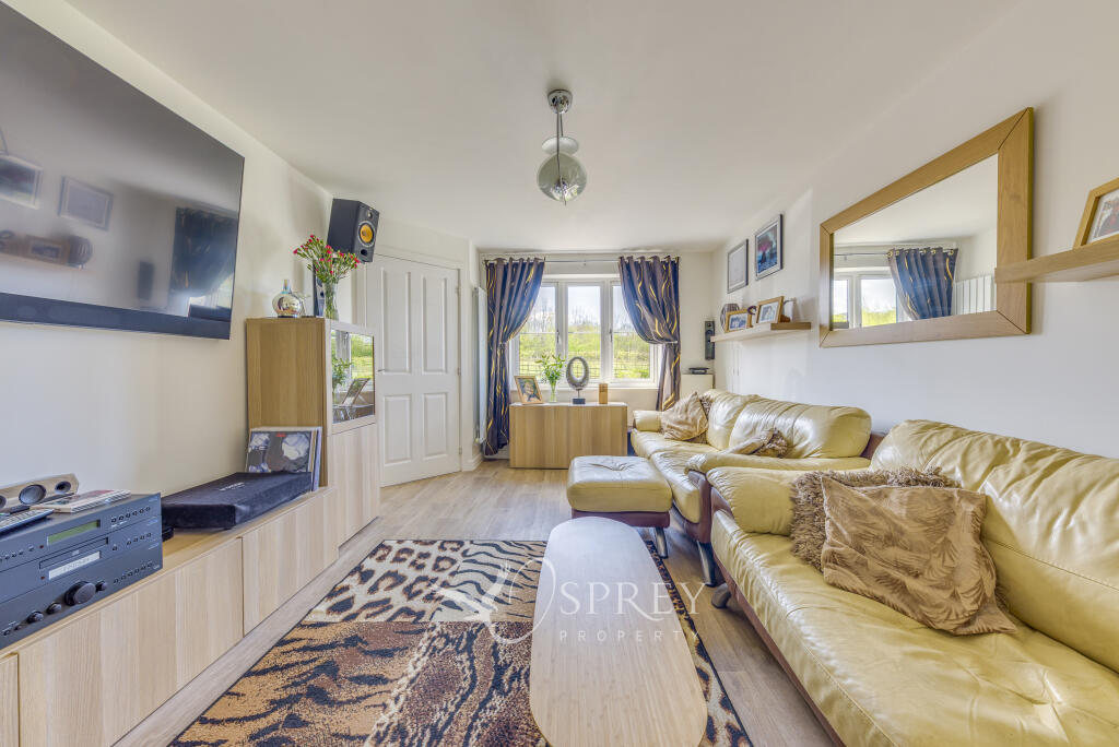 Yates Close, Weldon, Northamptonshire photo 4