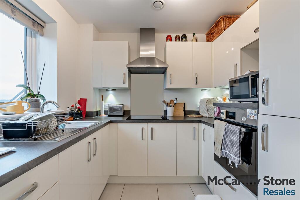 Banks Place, Moormead Road, Wrougton, SN4 9BJ photo 4