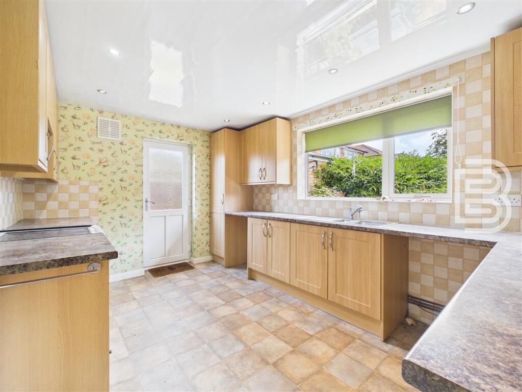 Landseer Close, Hillmorton, Rugby photo 4