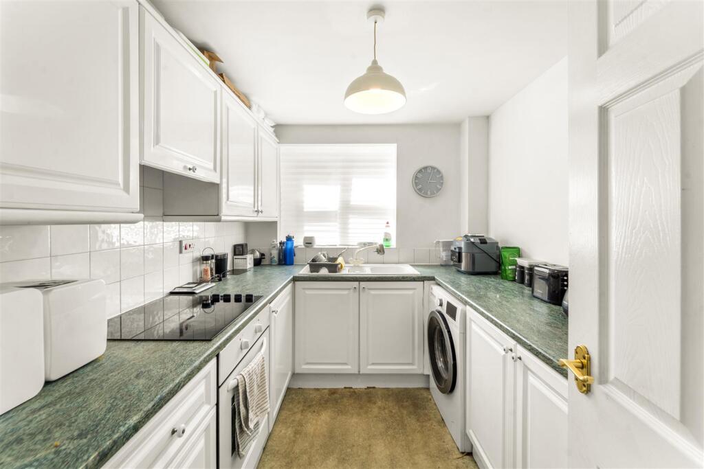 Apartment in Trafford, Greater Manchester - View 3