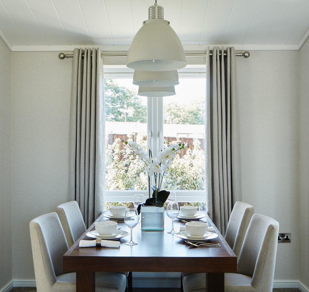 Bluebell Woods, Ely Road, Waterbeach CB25 9NW photo 4