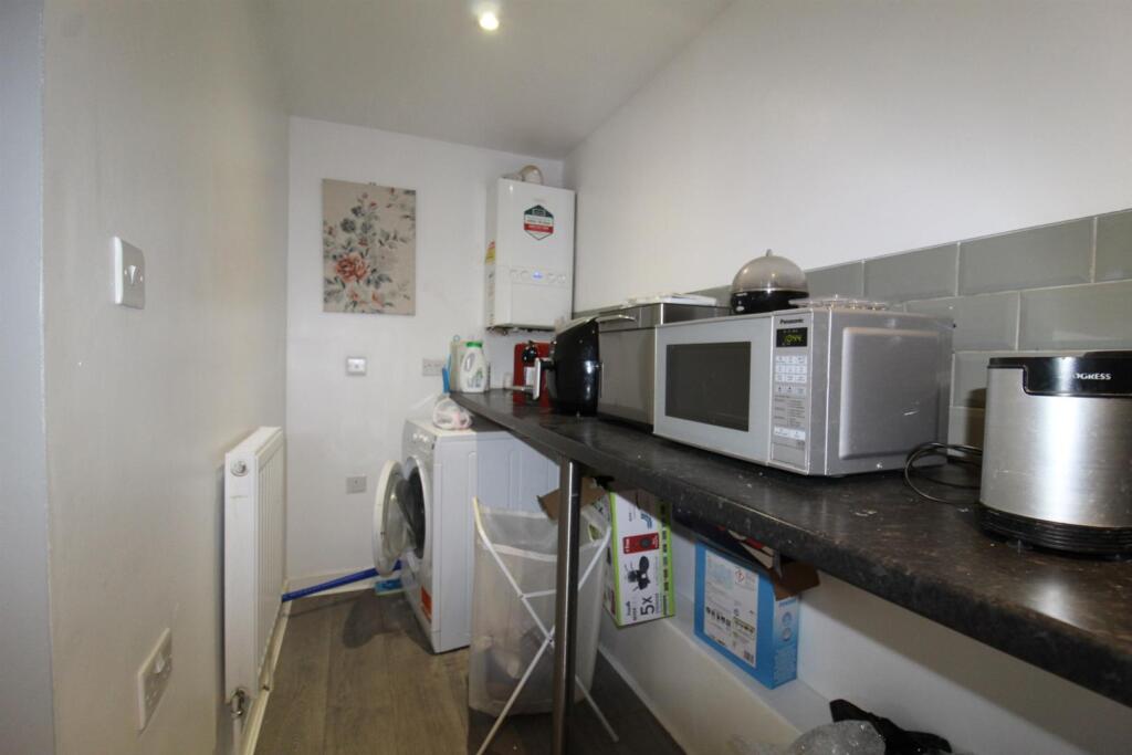 House in Hemel Hempstead - More