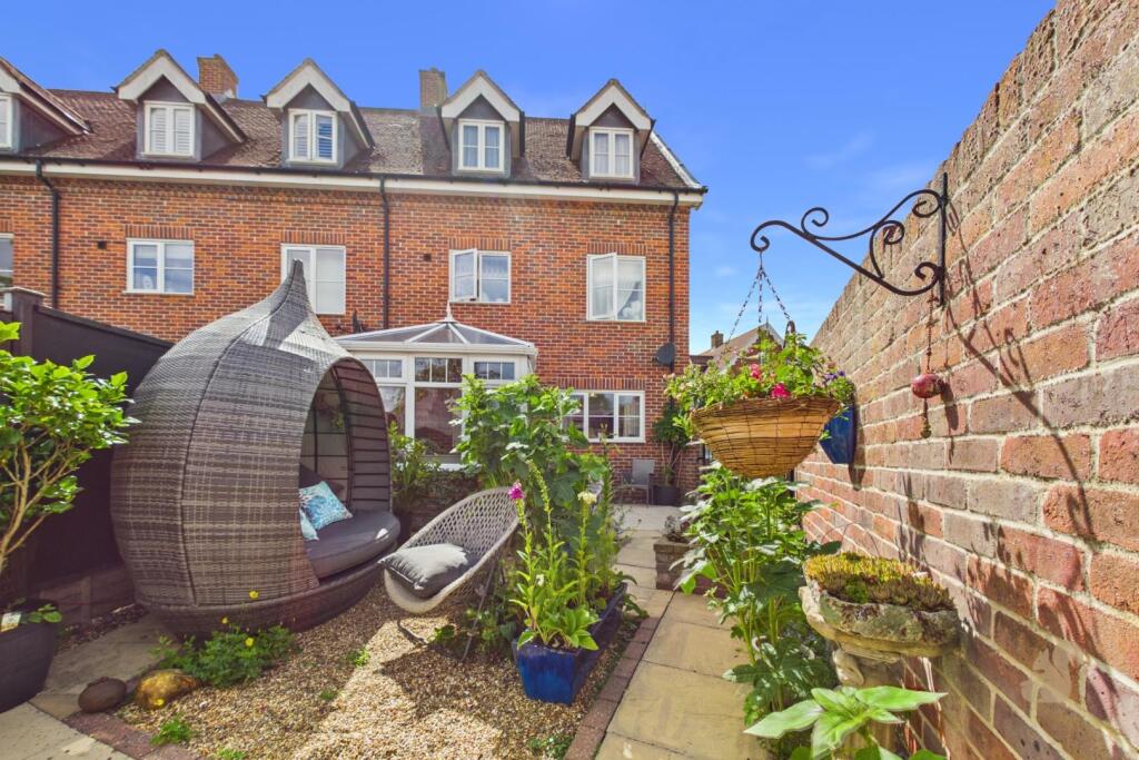 Elm Drive, Walsham-Le-Willows, Walsham-Le-Willows