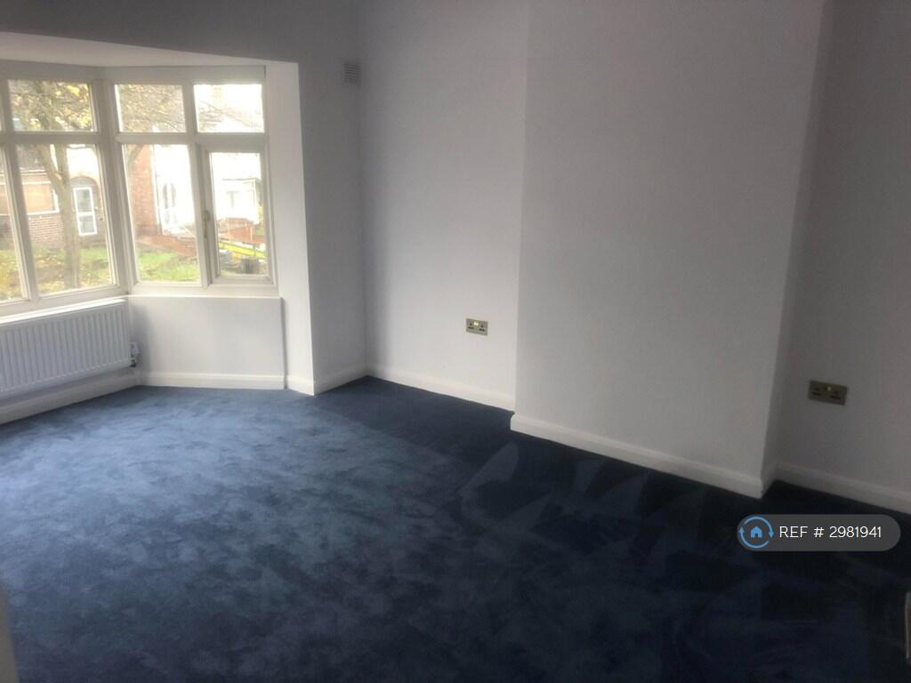 House in Birmingham, West Midlands - View 2