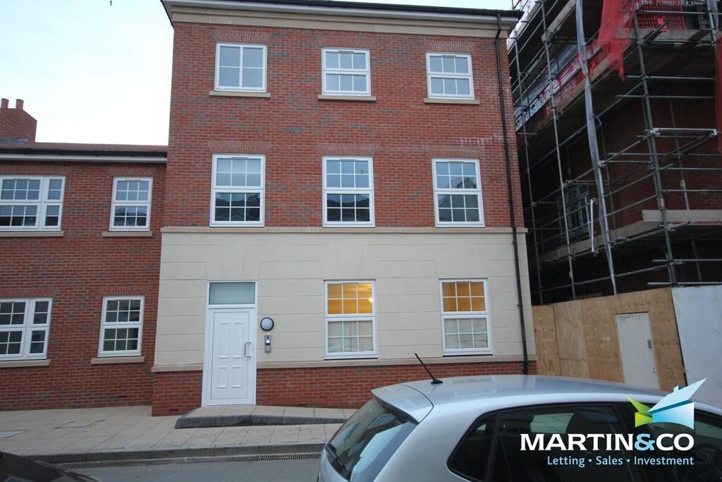 Main image of property: Heligan House, Main Street, Dickens Heath, B90