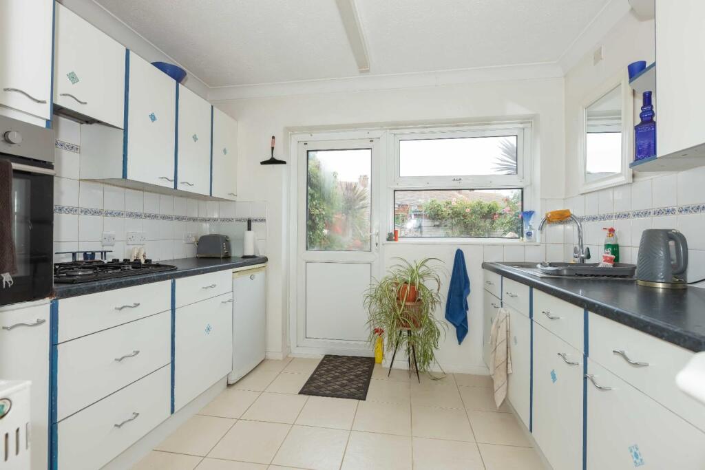Bessborough Terrace, Lancing photo 5