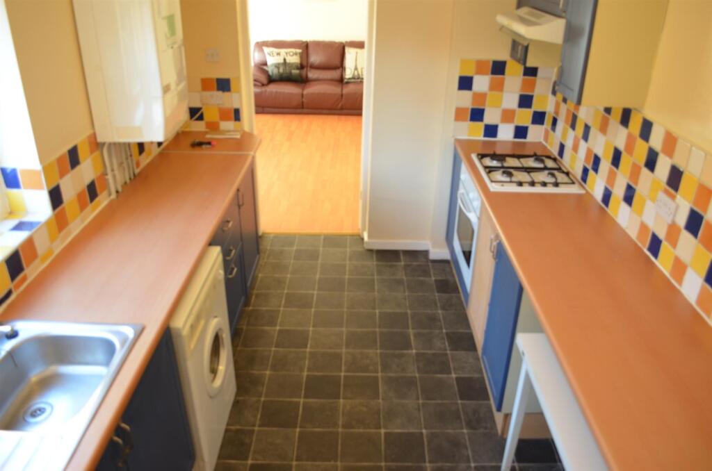 3 bedroom house share for rent