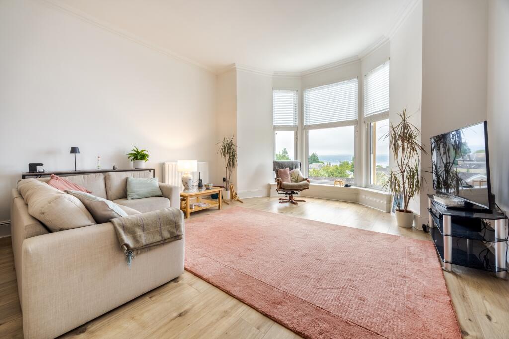 Flat 4, 70 Colquhoun Street, Helensburgh, Argyll And Bute G84 photo 3