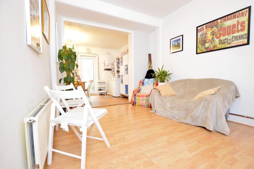 House in London - View 5