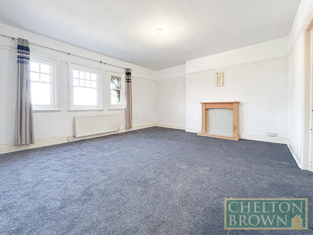 Main image of property: The Crescent, Northampton, Northamptonshire, NN1