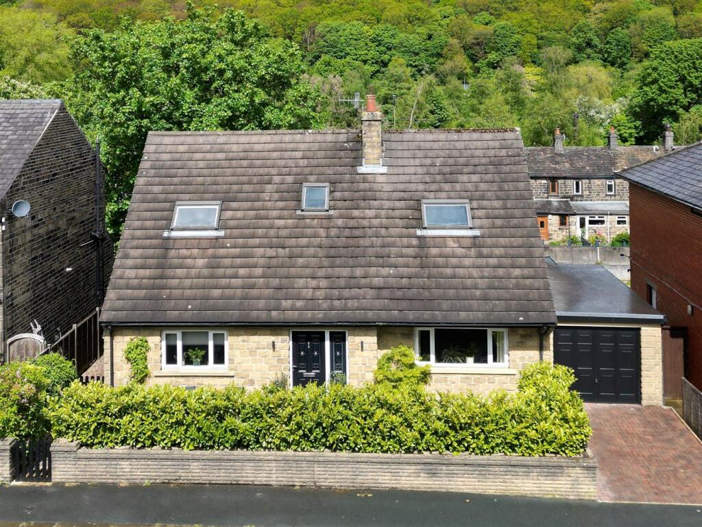 Main image of property: Caldene Avenue, Mytholmroyd, Hebden Bridge