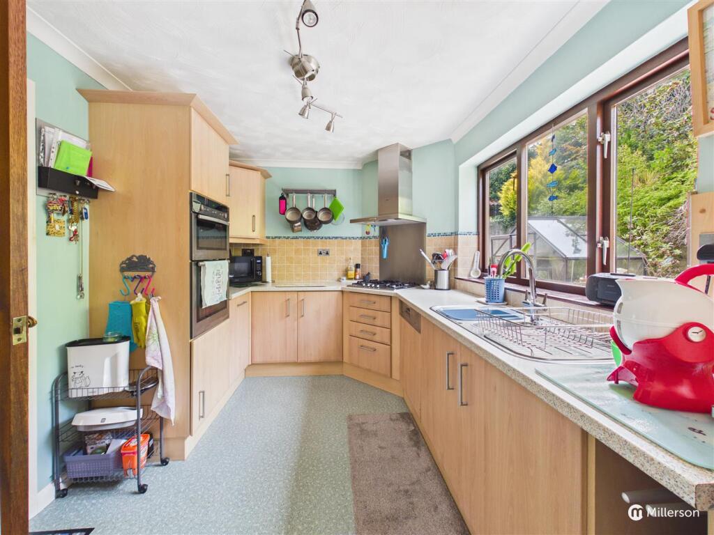 House in Truro - View 4