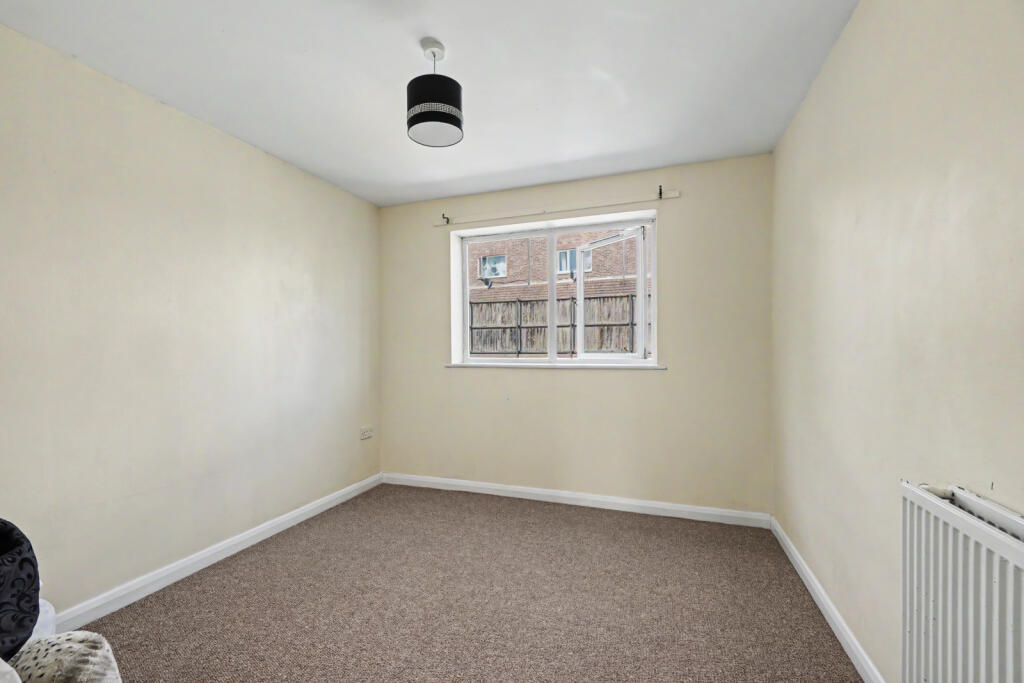 Apartment in Rochester - View 5