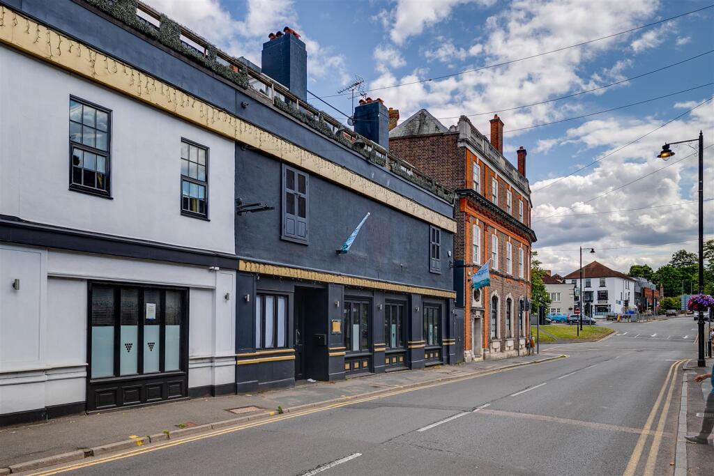 Main image of property: 2 Church Street, Esher, Surrey, KT10 8QS