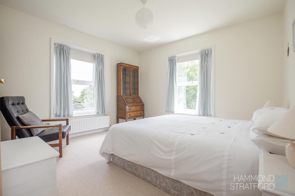 Silfield Road, Wymondham photo 2