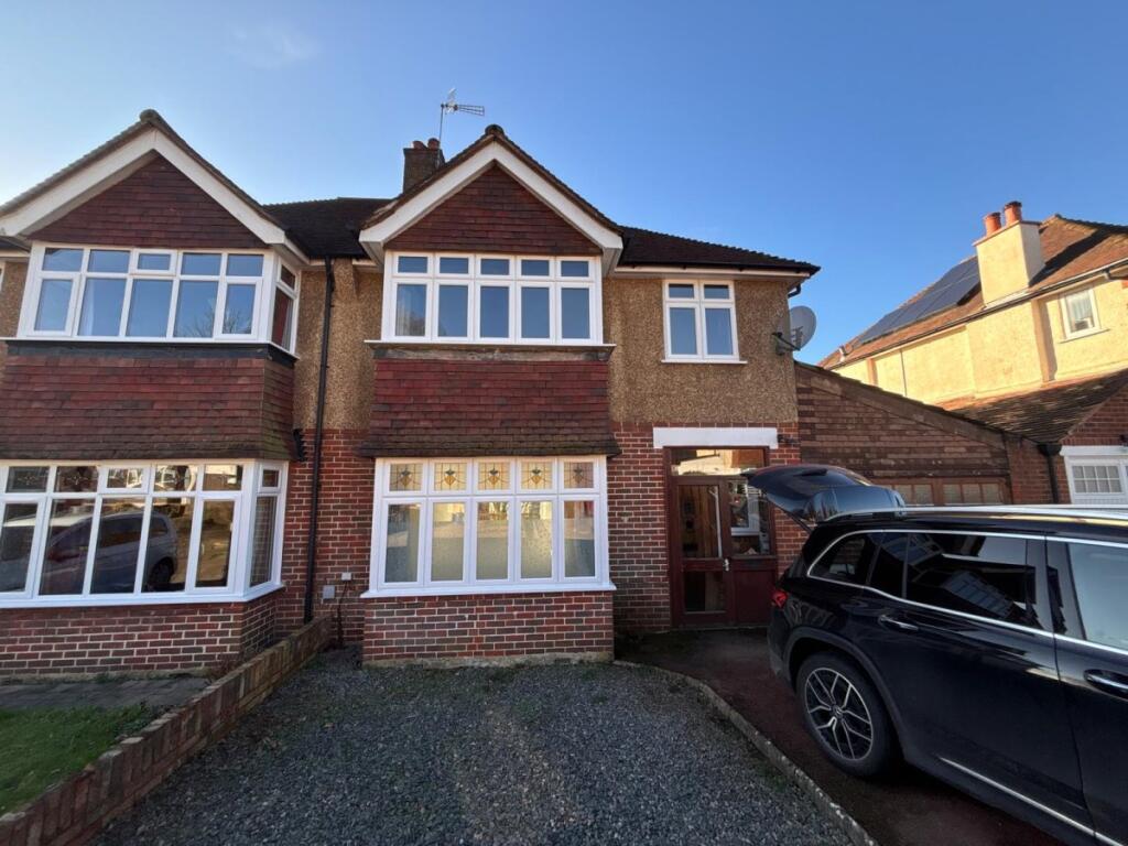 Main image of property: Chanctonbury Chase, Redhill