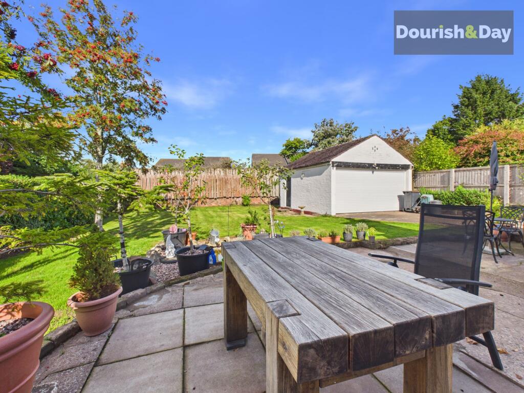 House in Newcastle-under-Lyme, Loggerheads - View 2
