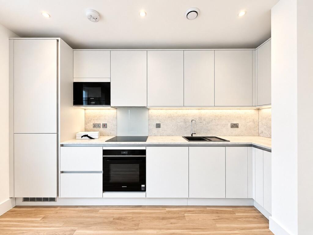 Apartment in London - More