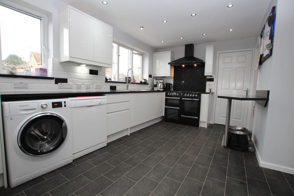 House in Clacton-on-Sea, Great Clacton - View 2