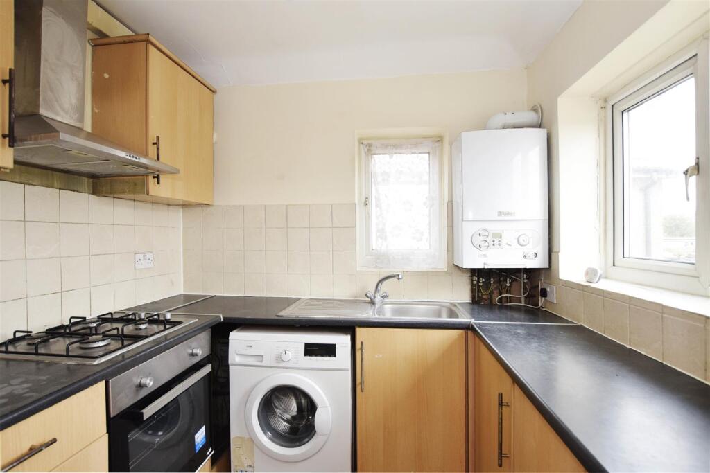 Apartment in Harrow - View 5