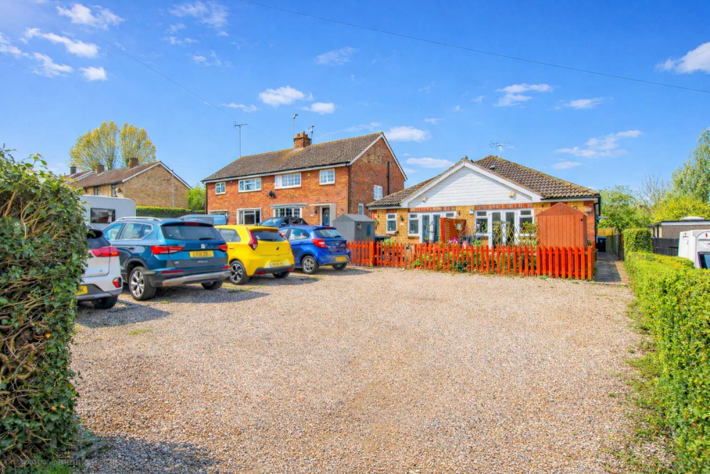 Main image of property: The Magpies, Potter Street, Harlow