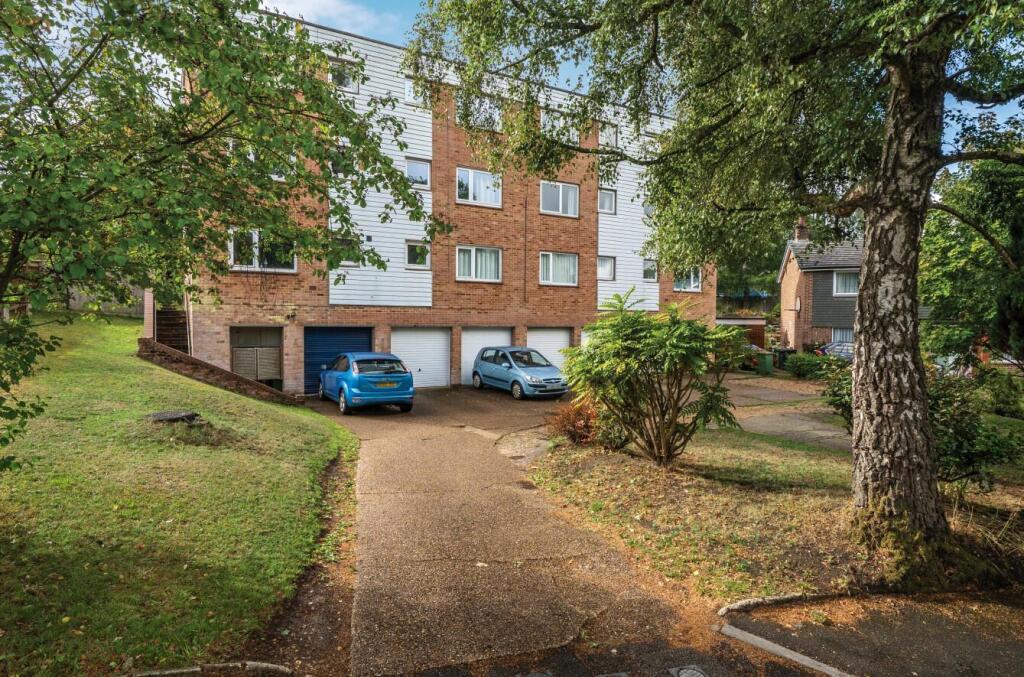 Main image of property: Ashdown Close, Hiltingbury, Chandler's Ford