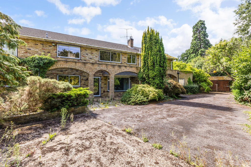Main image of property: Ruxbury Road, Chertsey, KT16