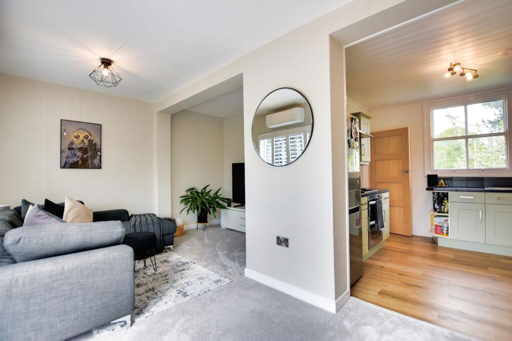 Main image of property: Evington Lane, Evington, Leicester