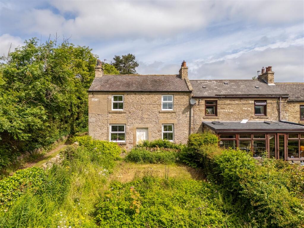 3-bed terraced on Mosswood Cottages, Consett, DH8, £160,000