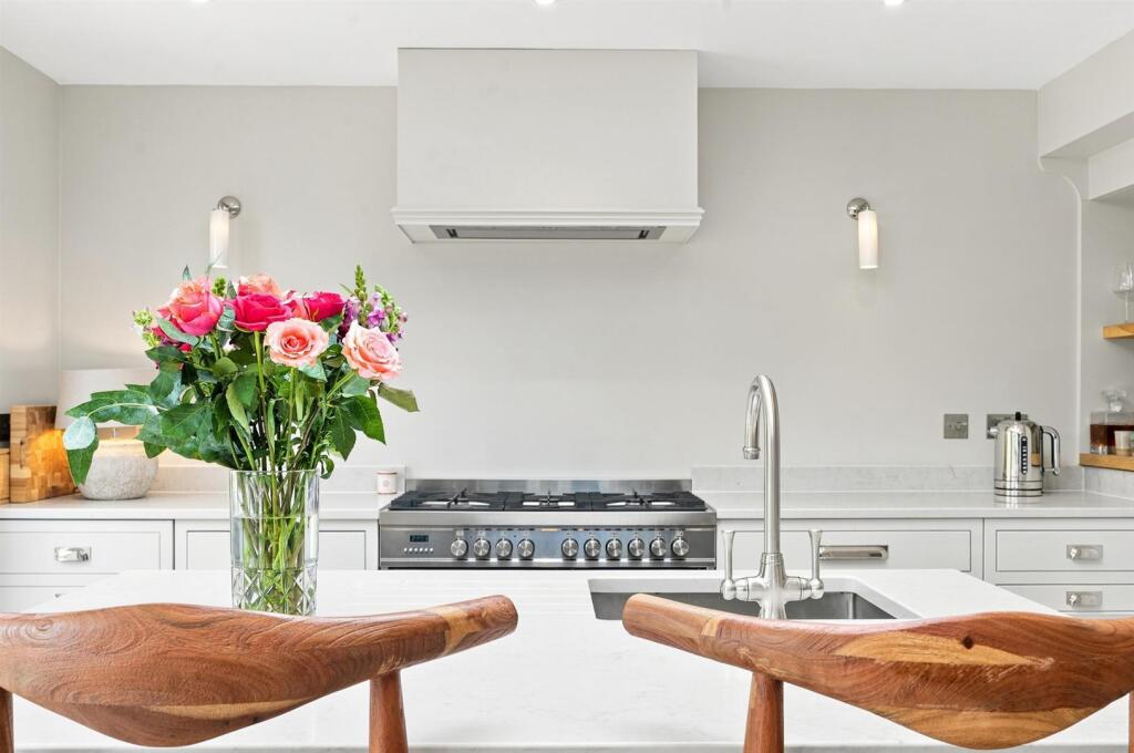 House in Stockport - View 2